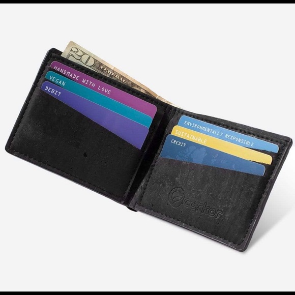 CORKOR Men’s Slim Bifold Wallet - Black - Picture 10 of 11